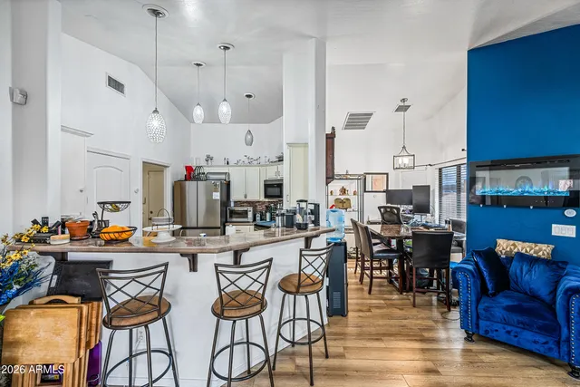 $368,900 | 1260 South Lindsay Road, Unit 38, Mesa, AZ 85204