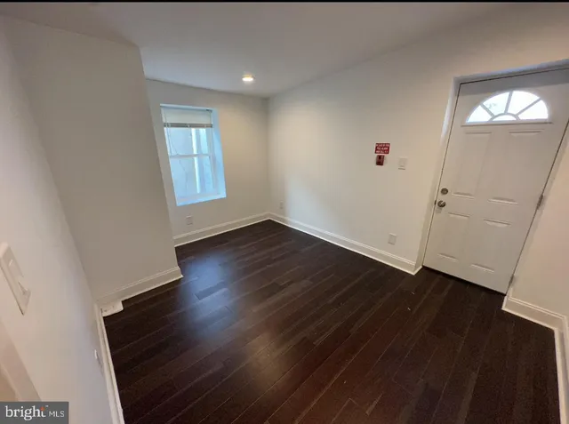 $1,250 | 1635 West Girard Avenue, Unit 3R, Philadelphia, PA 19130