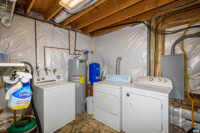 a view of a backyard of the house