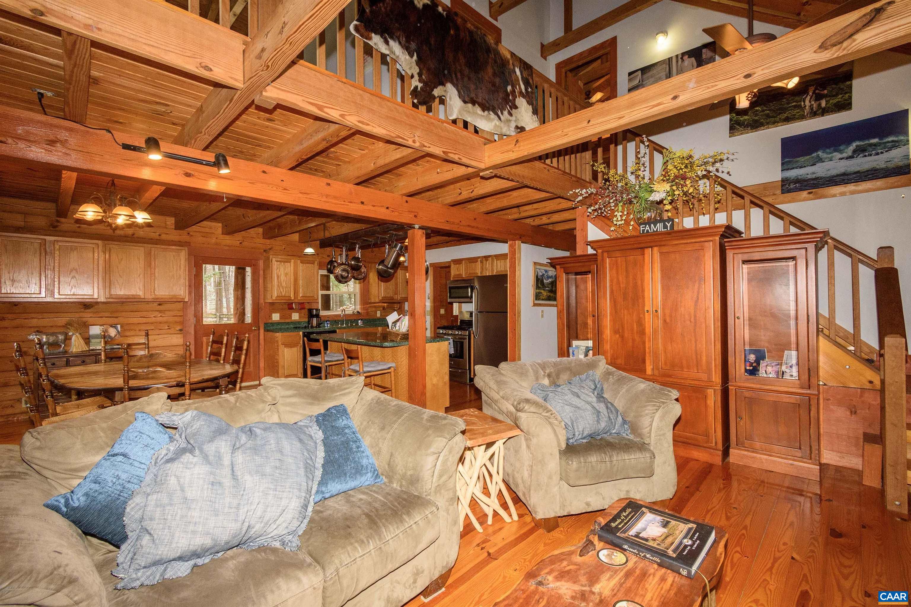 11441 Old Lawyers Road Unionville, VA 22567 - Photo 10 of 45 a living room with furniture