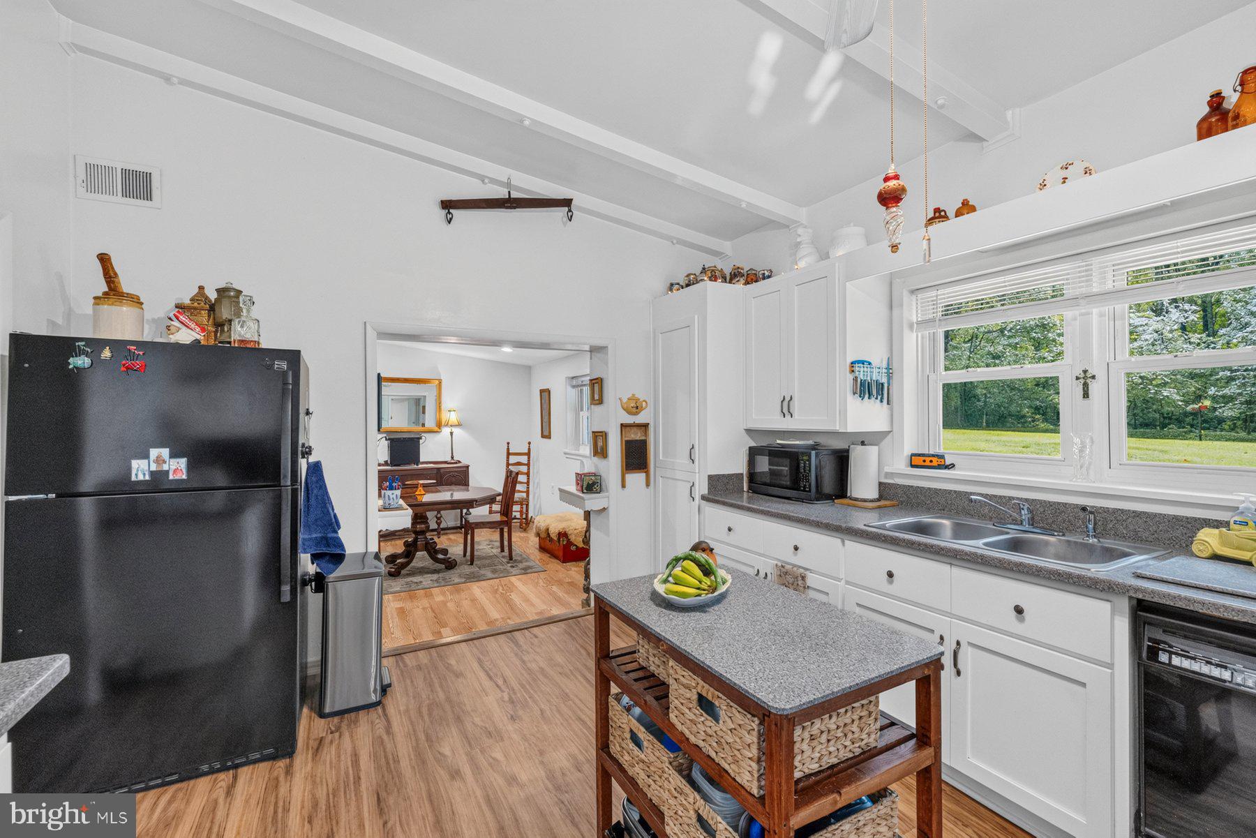 9383 Rogues Road Midland, VA 22728 - Photo 9 of 56 Gallery Image 9