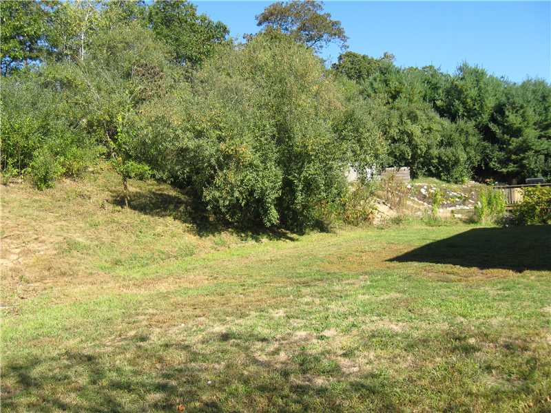 25 Sandy Lane Westerly, RI 02891 - Photo 11 of 11 Yard/Garden.