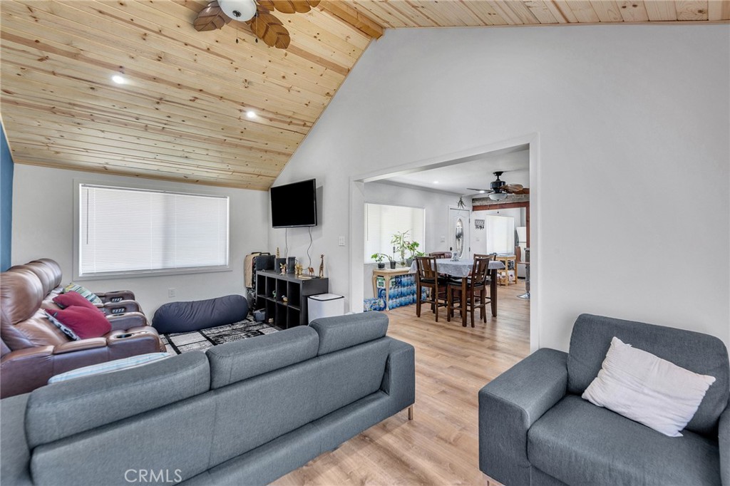 44309 Hardwood Avenue Lancaster, CA 93534 - Photo 14 of 34