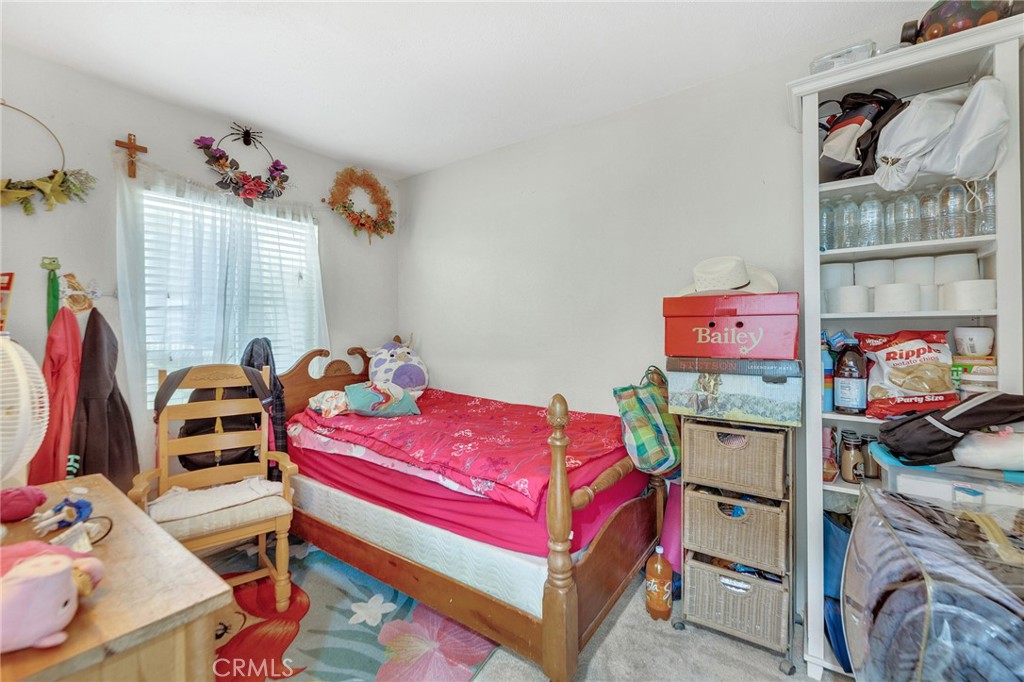 44309 Hardwood Avenue Lancaster, CA 93534 - Photo 17 of 34 Downstairs bedroom 2