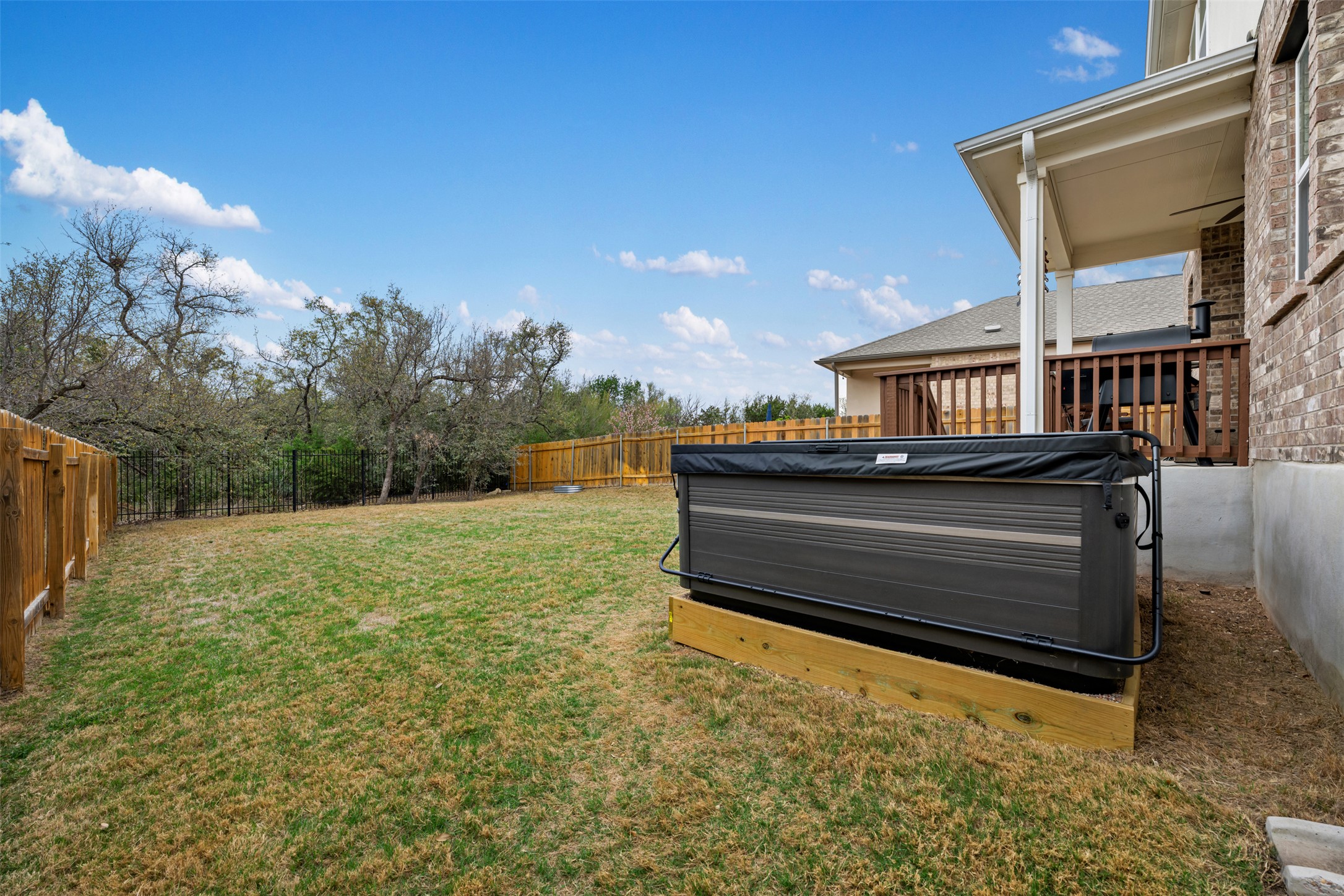 8204 Prairie Rye Drive Lago Vista, TX 78645 - Photo 25 of 39 Plenty of room for a pool or hot tub.