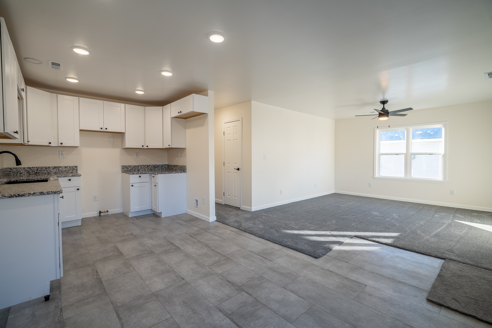 301 Simpson Street Lawrenceburg, TN 38464 - Photo 9 of 20