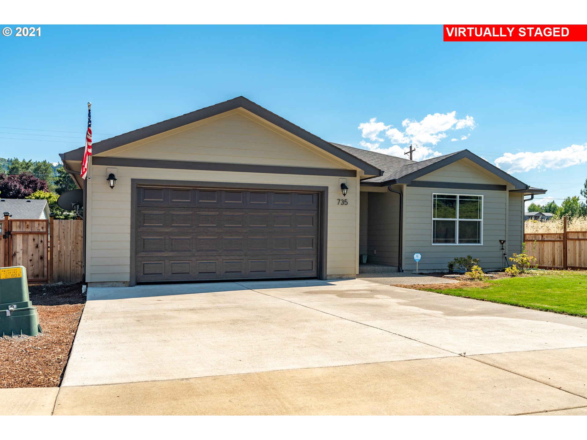 325 Corona Loop Road Roseburg, OR 97471 - Photo 1 of 2 Gallery Image 1