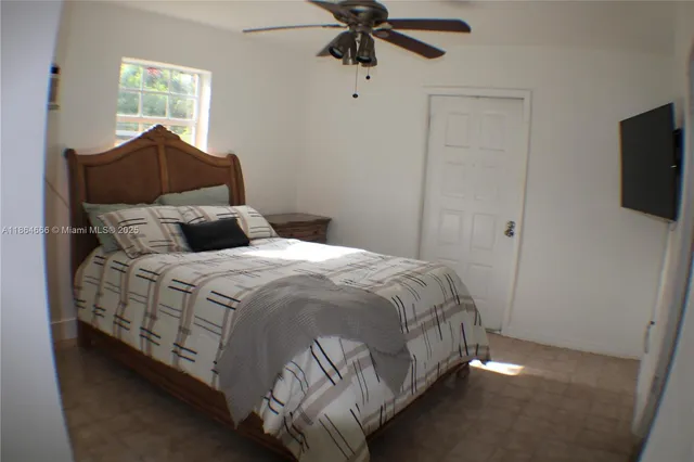 $5,450 | 35000 Southwest 212th Avenue, Homestead, FL 33034