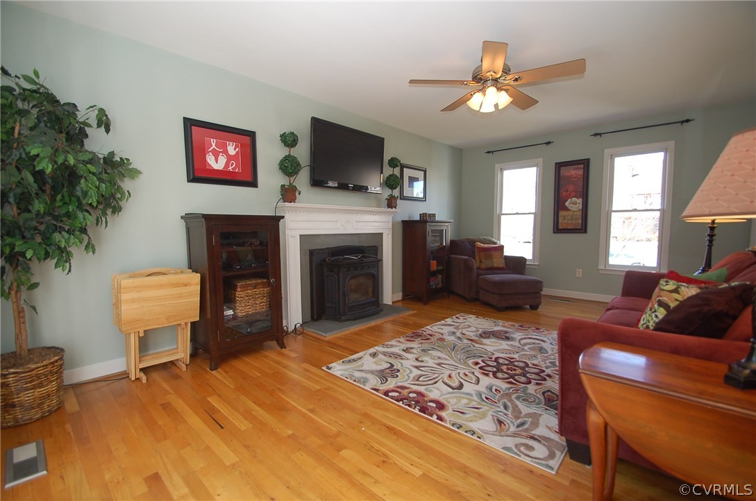10805 Warren Road Glen Allen, VA 23060 - Photo 8 of 28 Gallery Image 8