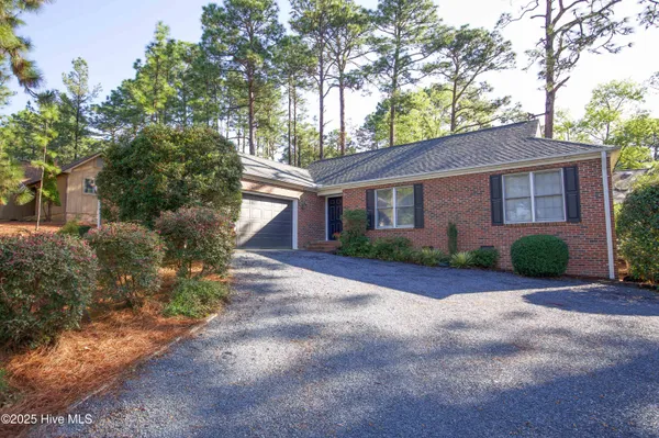$2,200 | 65 Live Oak Lane, Pinehurst, NC 28374