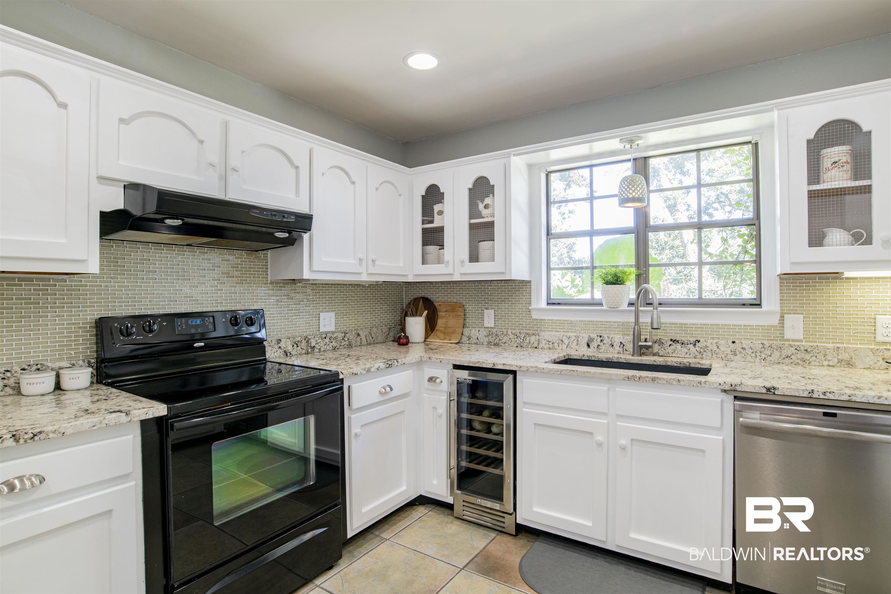 10225 Rebel Road Daphne, AL 36526 - Photo 6 of 43