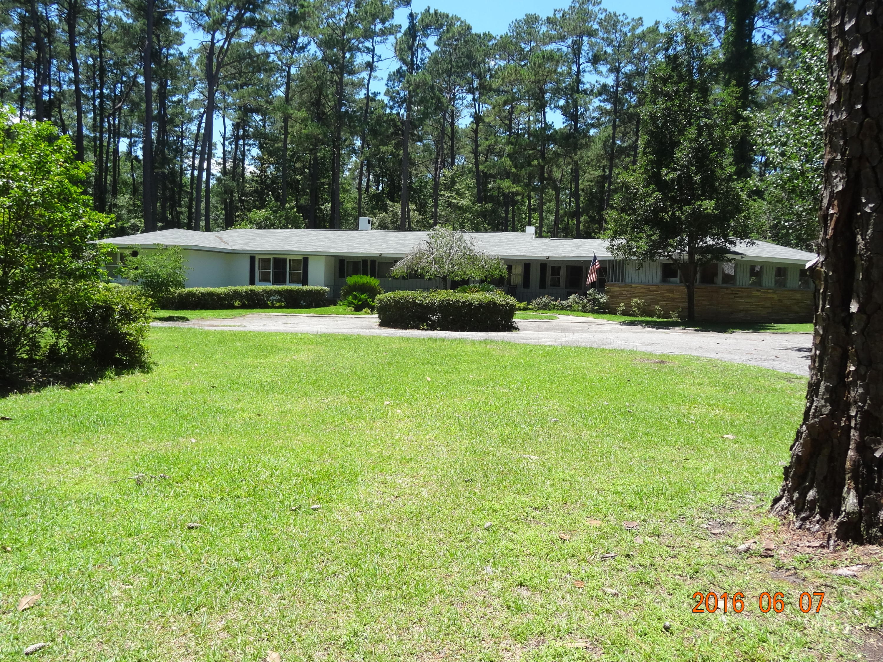 230 Overhill Road Walterboro, SC 29488 - Photo 3 of 59 DSC05301