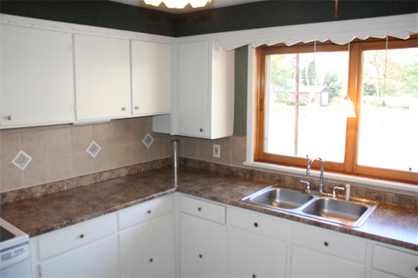 51 Manchonis Road Wilbraham, MA 01095 - Photo 3 of 11 Gallery Image 3