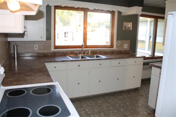 51 Manchonis Road Wilbraham, MA 01095 - Photo 4 of 11 Gallery Image 4