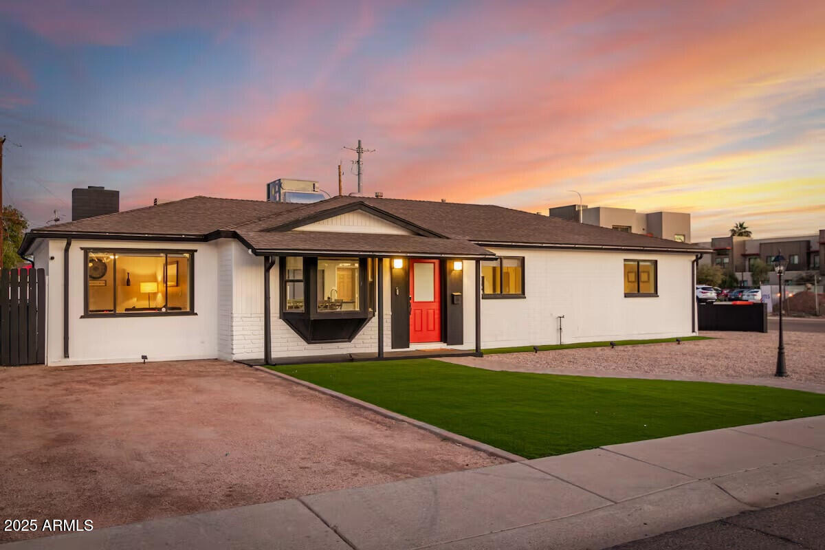 1027 South Siesta Lane Tempe, AZ 85281 - Photo 32 of 32 1027SSiestaLn_56206_32