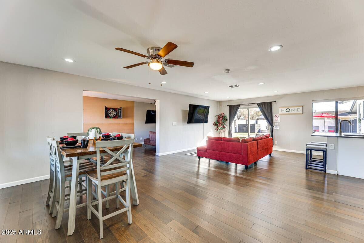 1027 South Siesta Lane Tempe, AZ 85281 - Photo 6 of 32 1027SSiestaLn_56206_6