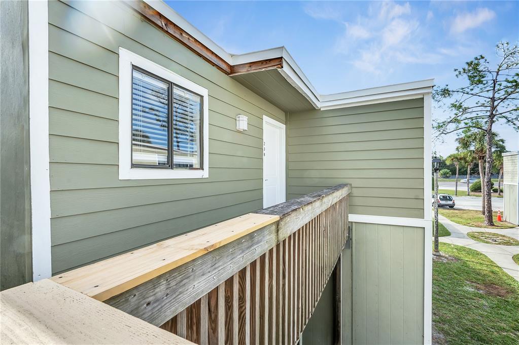 238 Scottsdale Sq Unit 238  