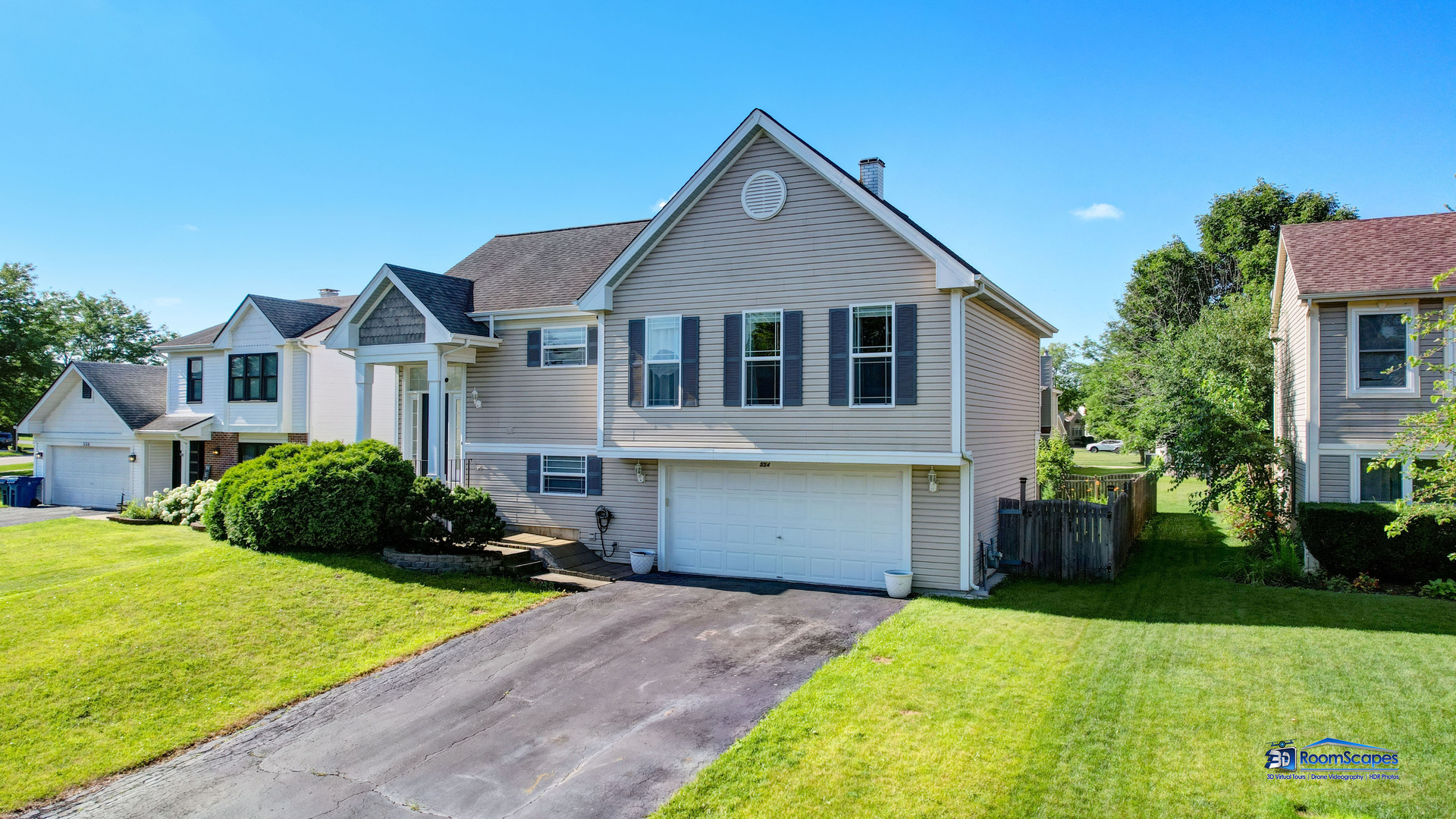 554 Foxford Road Bartlett, IL 60103 - Photo 2 of 47