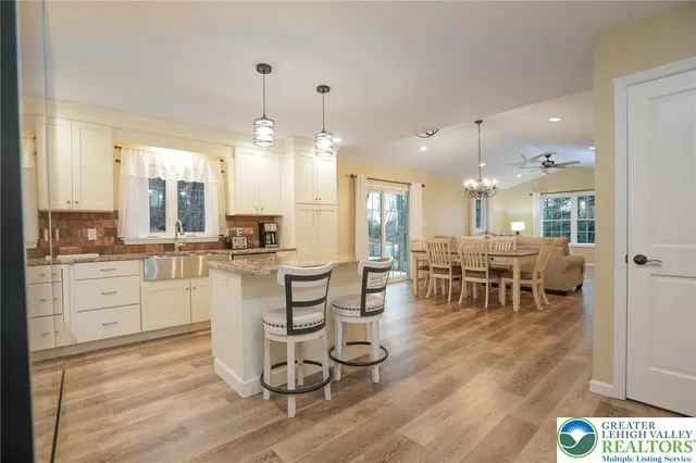 $439,900 | 2021 Evergreen Drive, Tamaqua, PA 18252