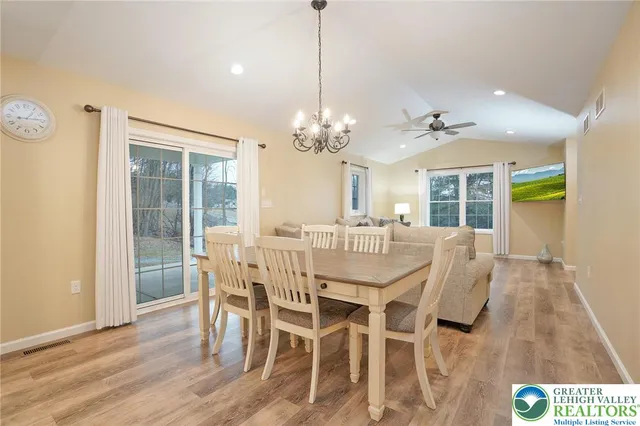 $439,900 | 2021 Evergreen Drive, Tamaqua, PA 18252