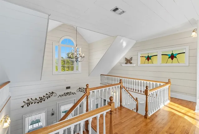 a view of entryway and hall