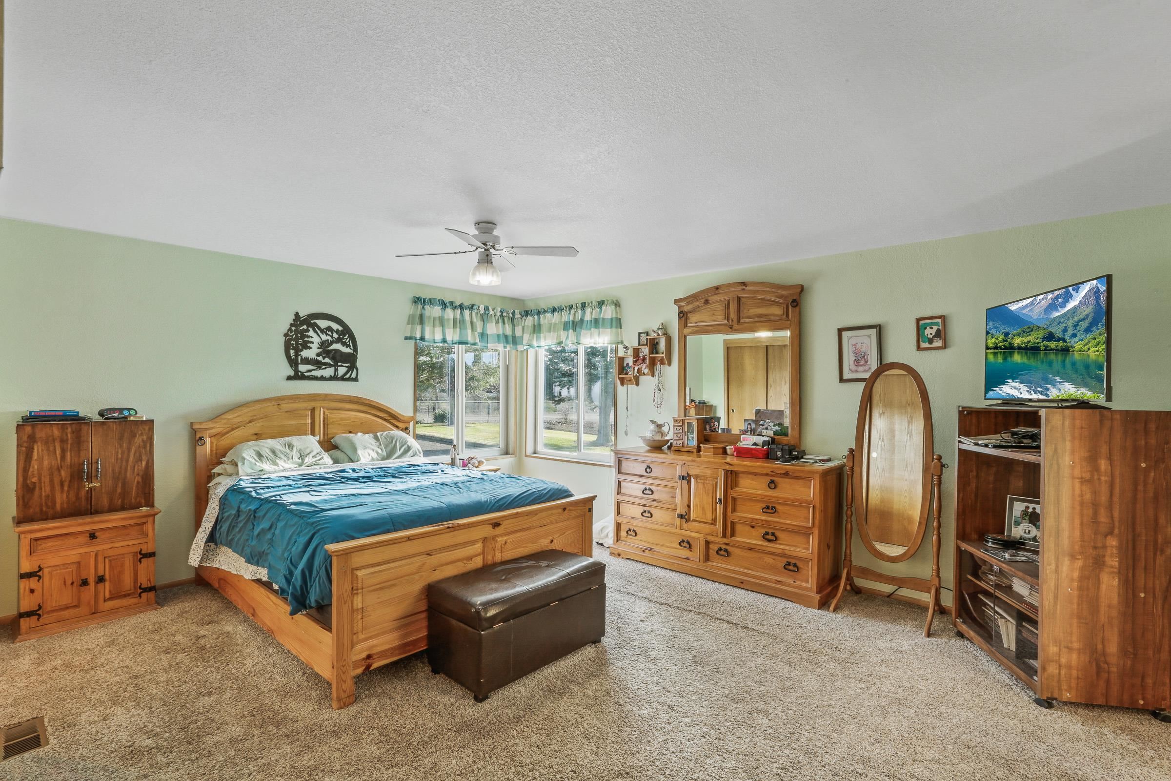 21905 North Chronicle Lane Colbert, WA 99005 - Photo 11 of 25