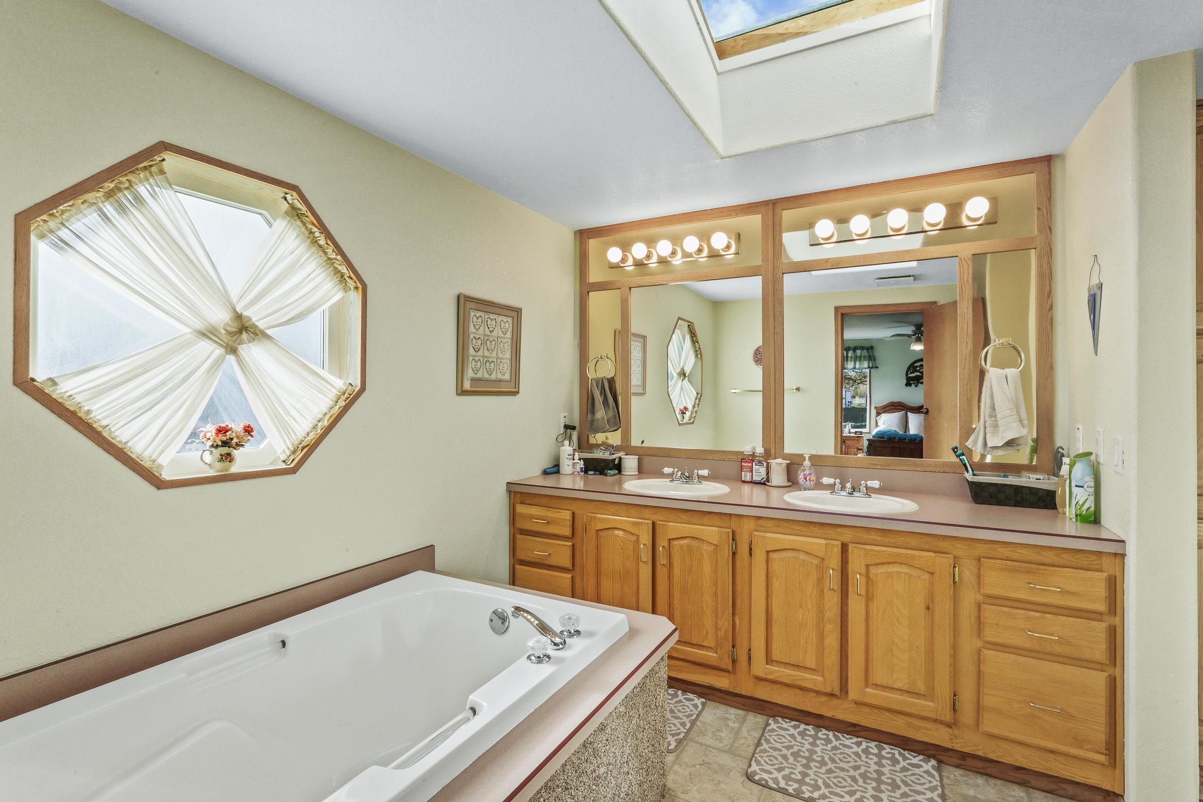 21905 North Chronicle Lane Colbert, WA 99005 - Photo 13 of 25