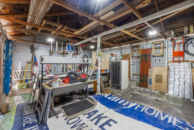 $335,000 | 660 North Main Street, La Grange, TX 78945