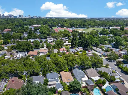 $1,289,000 | 1640 9th Avenue, Sacramento, CA 95818