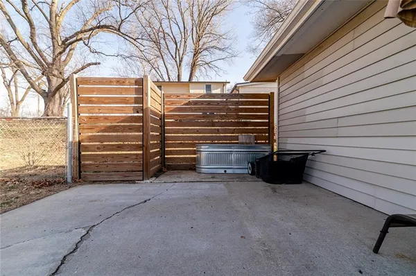 $179,900 | 2208 Millwood Drive, Atchison, KS 66002