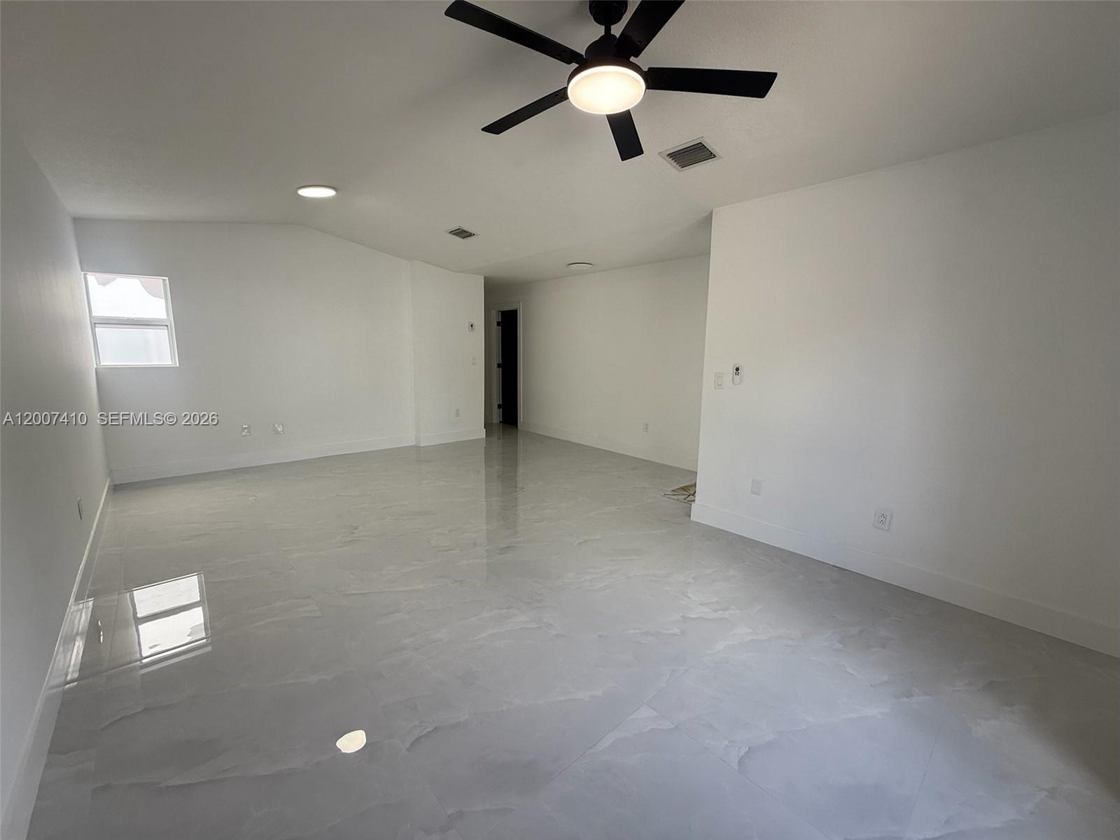 10058 Southwest 156th Court Miami, FL 33196 - Photo 4 of 16