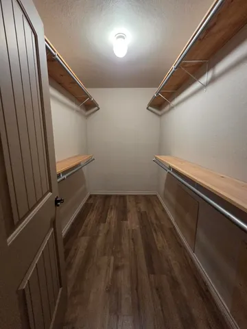 $2,300 | 237 Green Oaks Loop, Fredericksburg, TX 78624