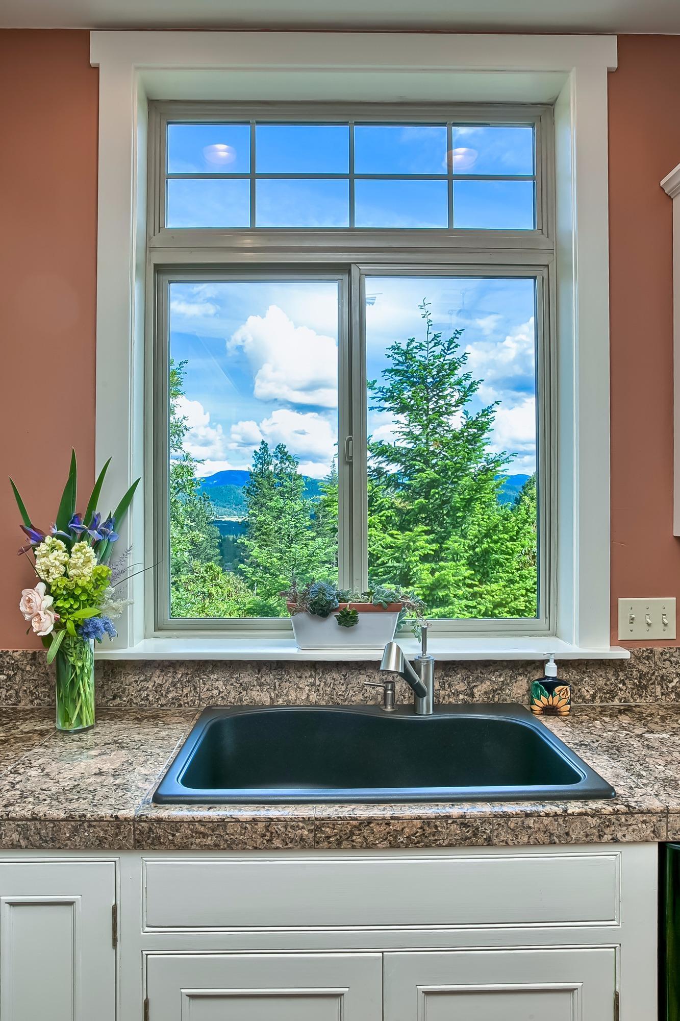 982 Kincaid Road Williams, OR 97544 - Photo 26 of 35 Gallery Image 26