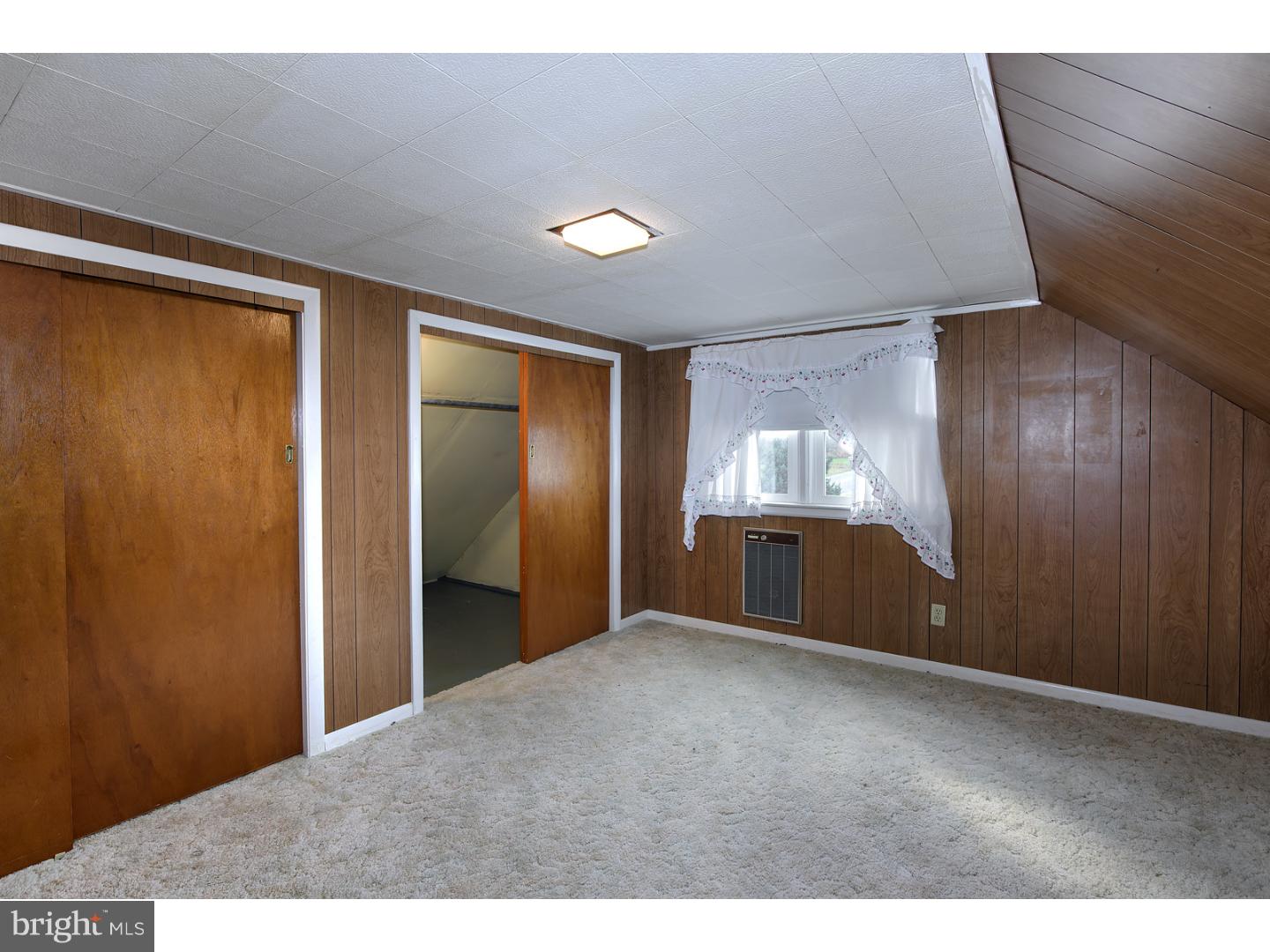 916 Center Road Leesport, PA 19533 - Photo 11 of 14 Bedroom 3