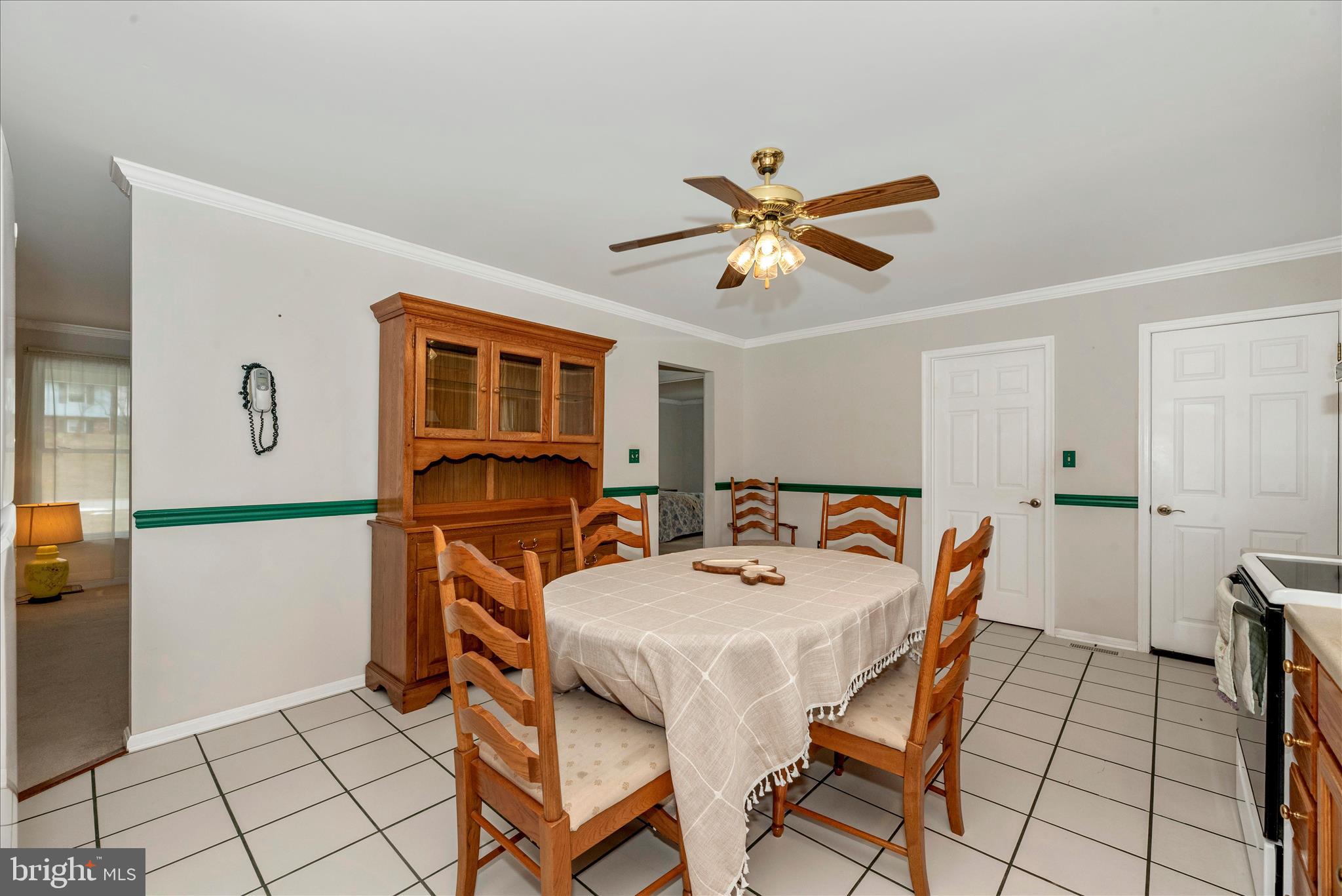 293 Hahn Road Westminster, MD 21157 - Photo 17 of 47 Kitchen/Dining