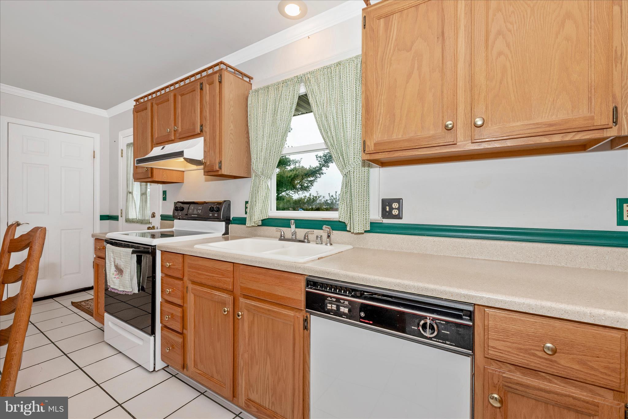 293 Hahn Road Westminster, MD 21157 - Photo 20 of 47 Kitchen/Dining