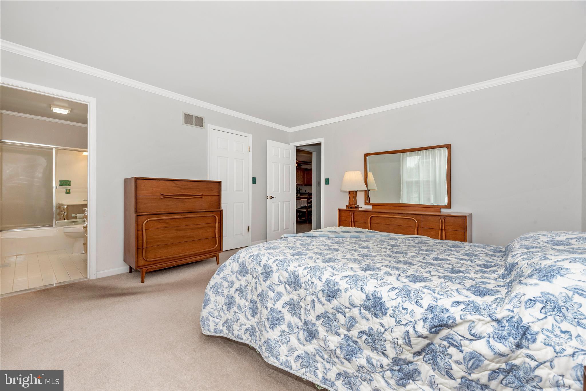 293 Hahn Road Westminster, MD 21157 - Photo 23 of 47 Primary Bedroom