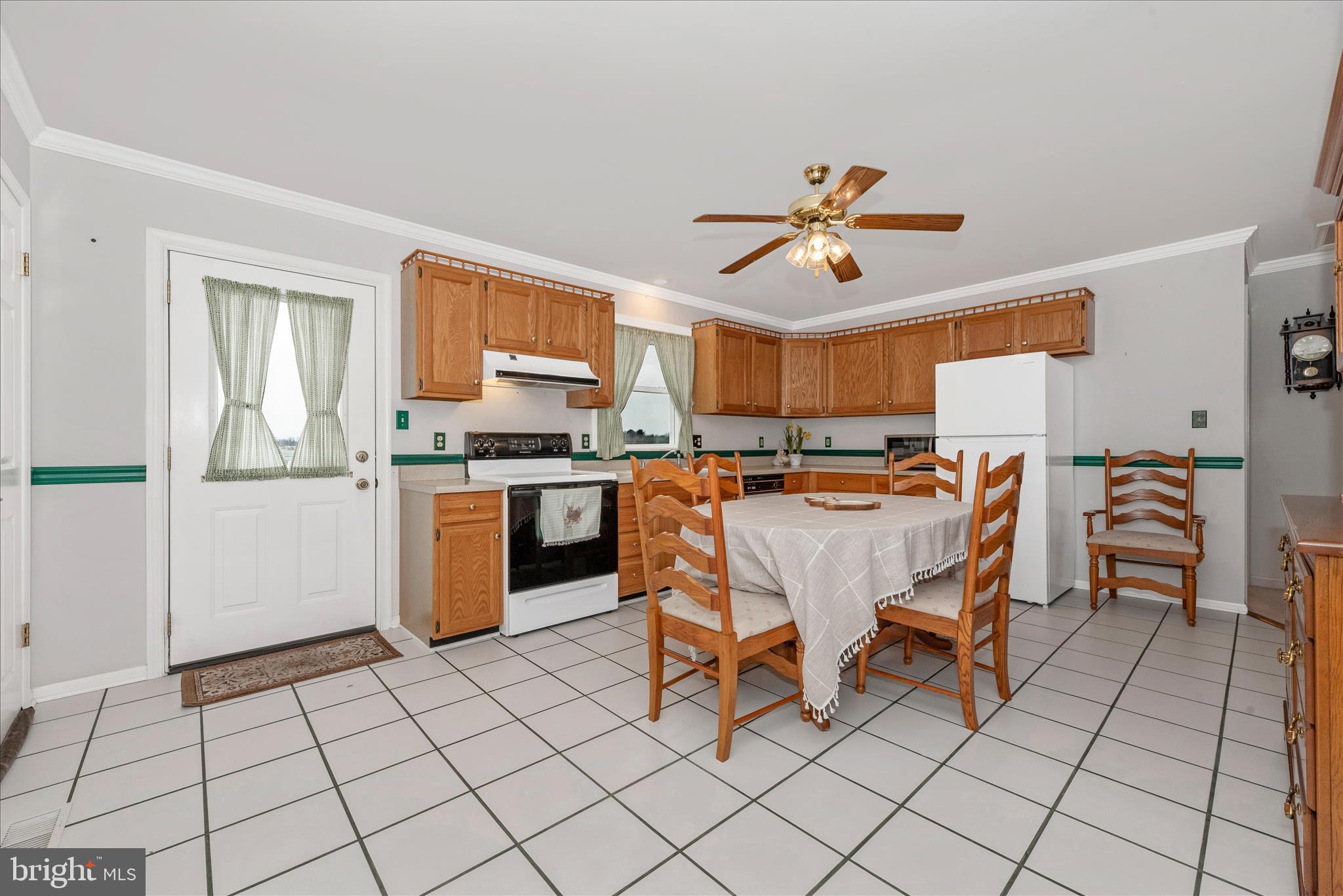 293 Hahn Road Westminster, MD 21157 - Photo 3 of 47 Kitchen/Dining