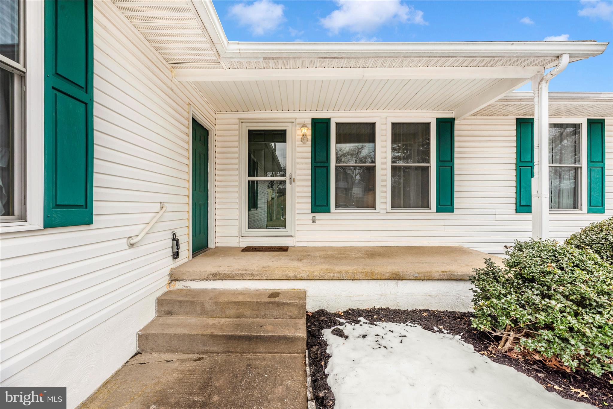 293 Hahn Road Westminster, MD 21157 - Photo 47 of 47 Exterior Front