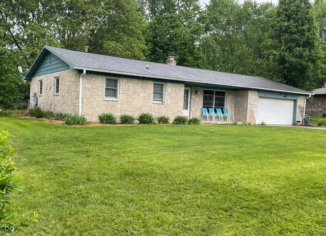 $299,900 | 1737 Brer Rabbit Drive, Greenwood, IN 46143