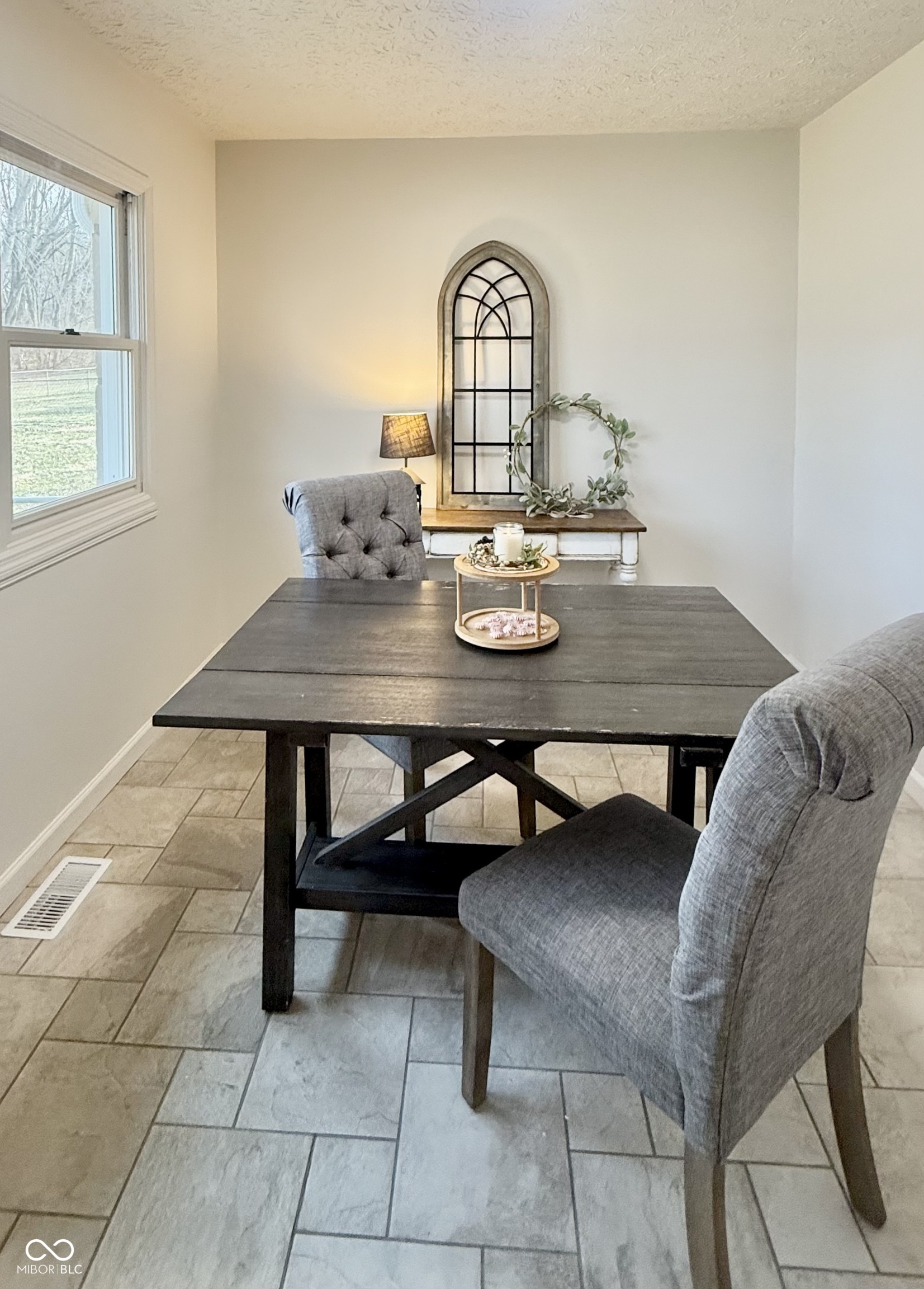 1737 Brer Rabbit Drive Greenwood, IN 46143 - Photo 4 of 55