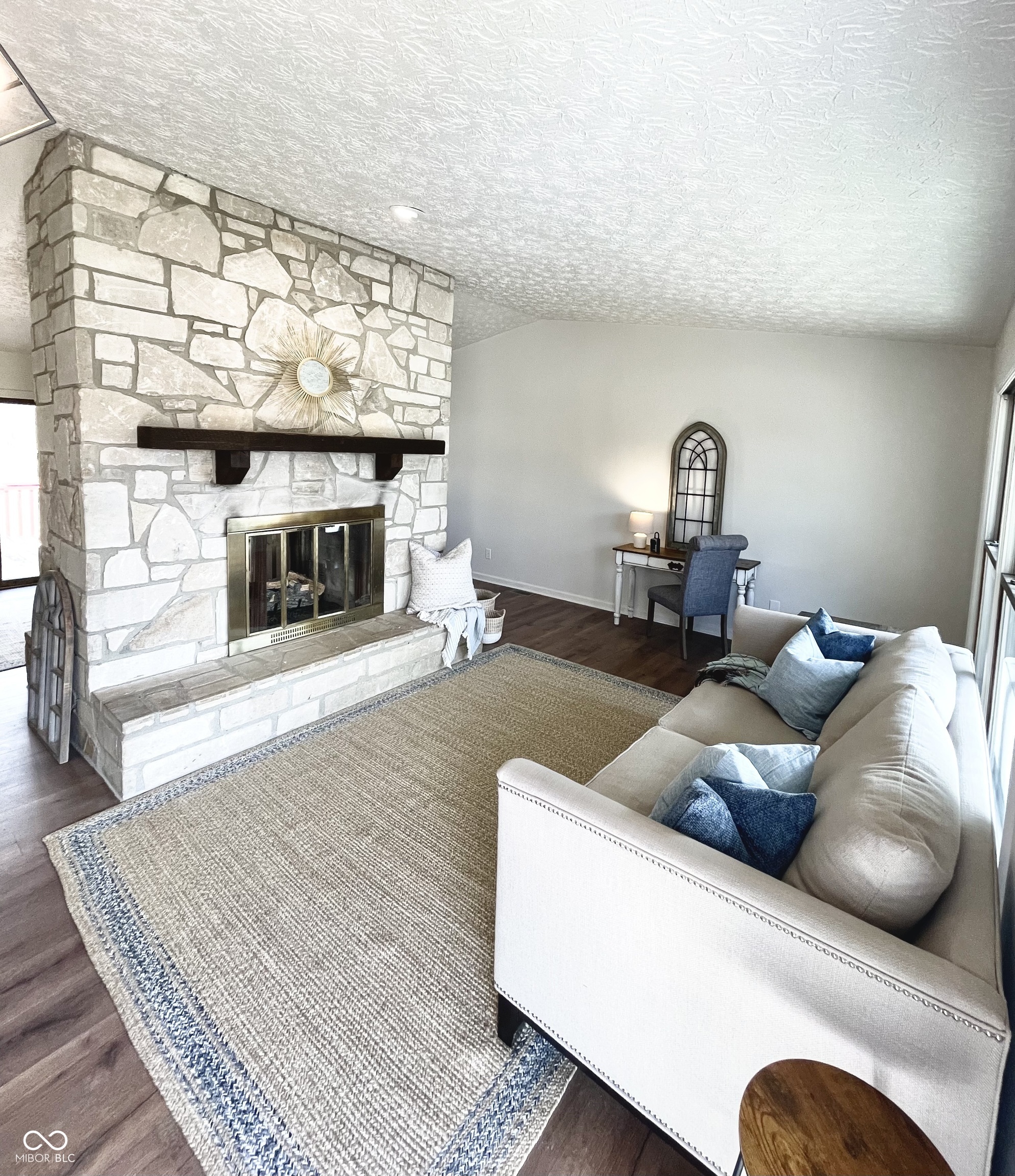 1737 Brer Rabbit Drive Greenwood, IN 46143 - Photo 6 of 55