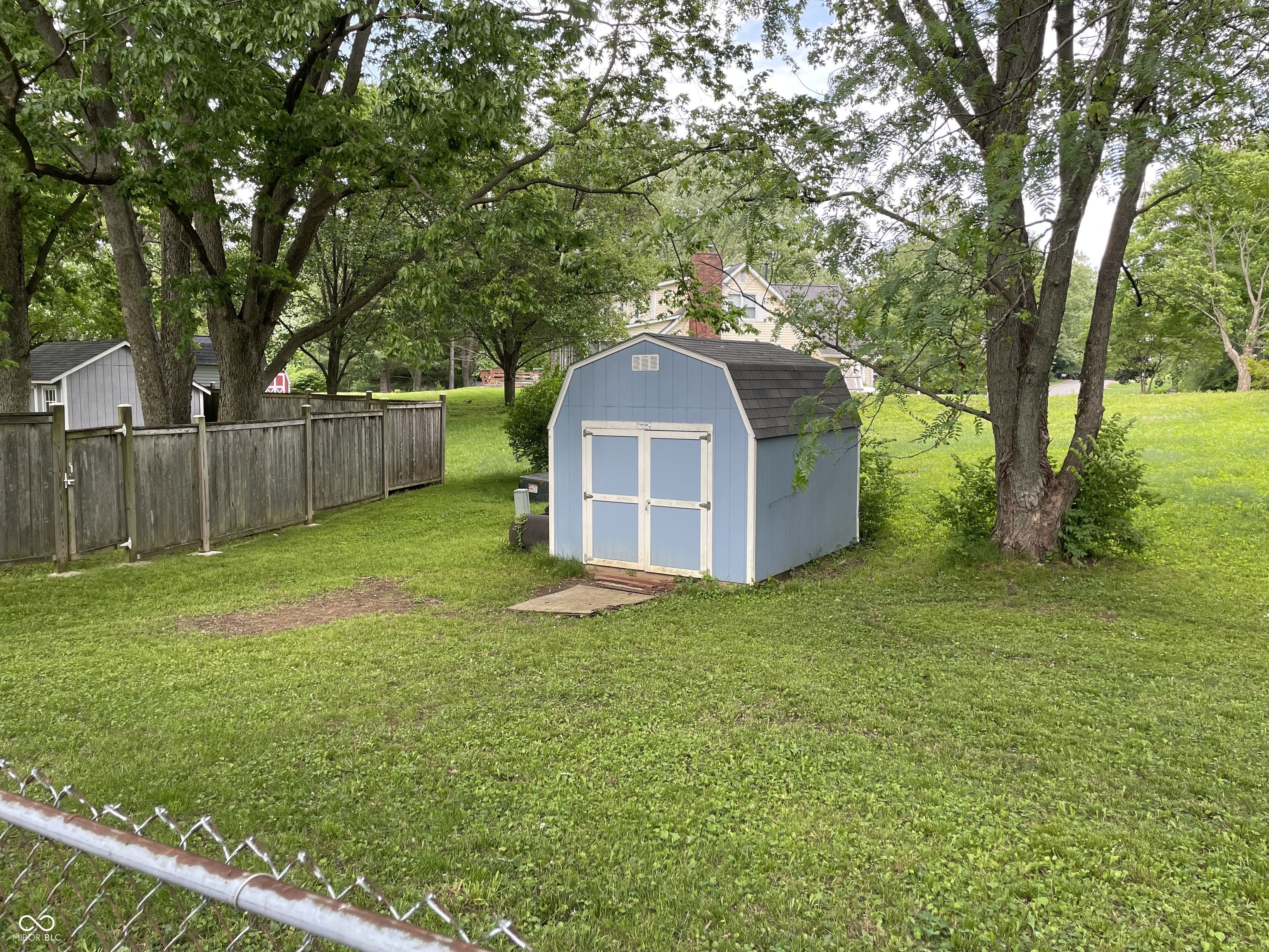 1737 Brer Rabbit Drive Greenwood, IN 46143 - Photo 10 of 57