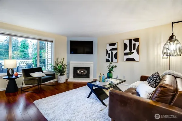 $435,000 | 12404 East Gibson Road, Unit D101, Everett, WA 98204