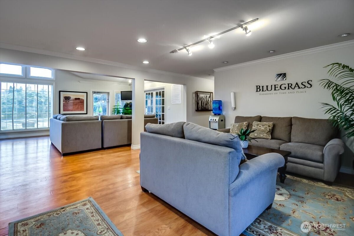 12404 East Gibson Road, Unit D101 Everett, WA 98204 - Photo 25 of 35
