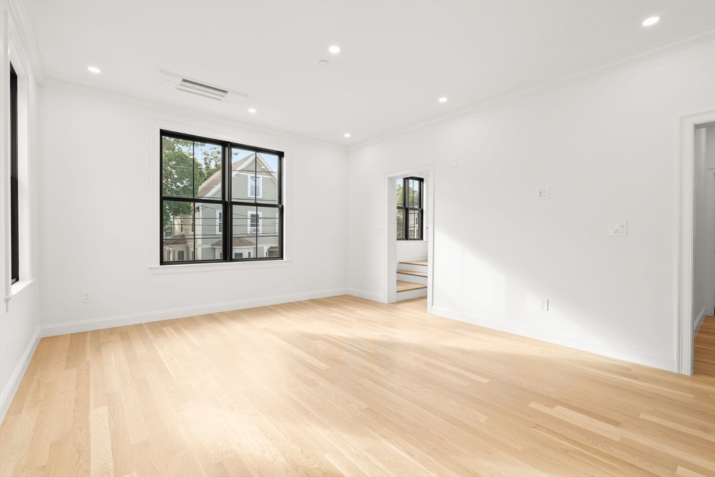 27 Shepard Street, Unit 2 Boston, MA 02135 - Photo 13 of 41