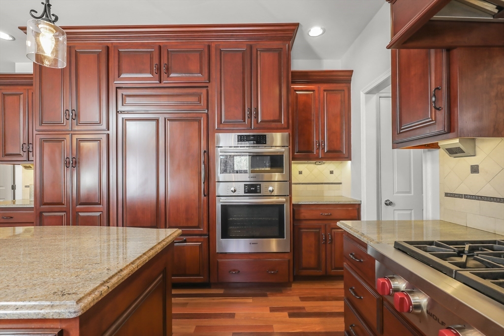 37 Hancock Road Franklin, MA 02038 - Photo 12 of 41