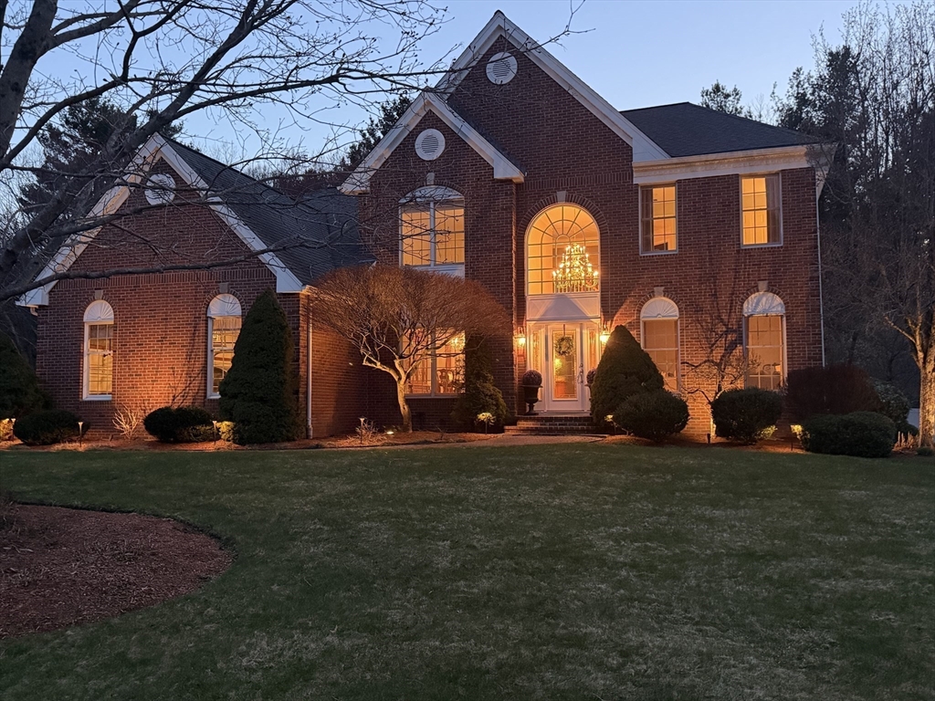 37 Hancock Road Franklin, MA 02038 - Photo 2 of 41