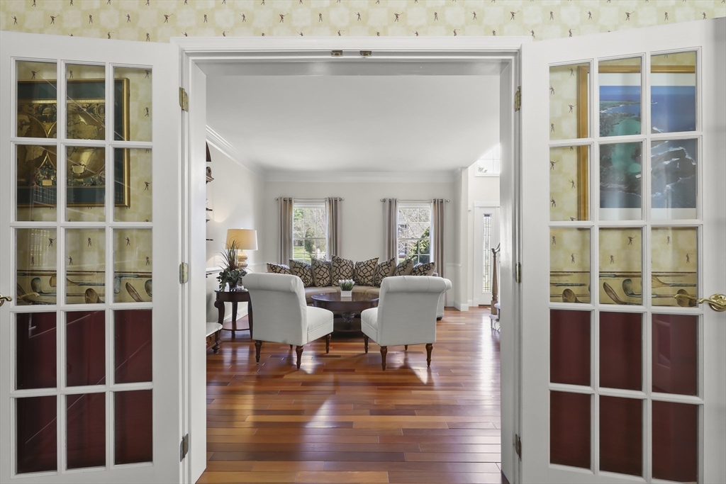 37 Hancock Road Franklin, MA 02038 - Photo 6 of 41