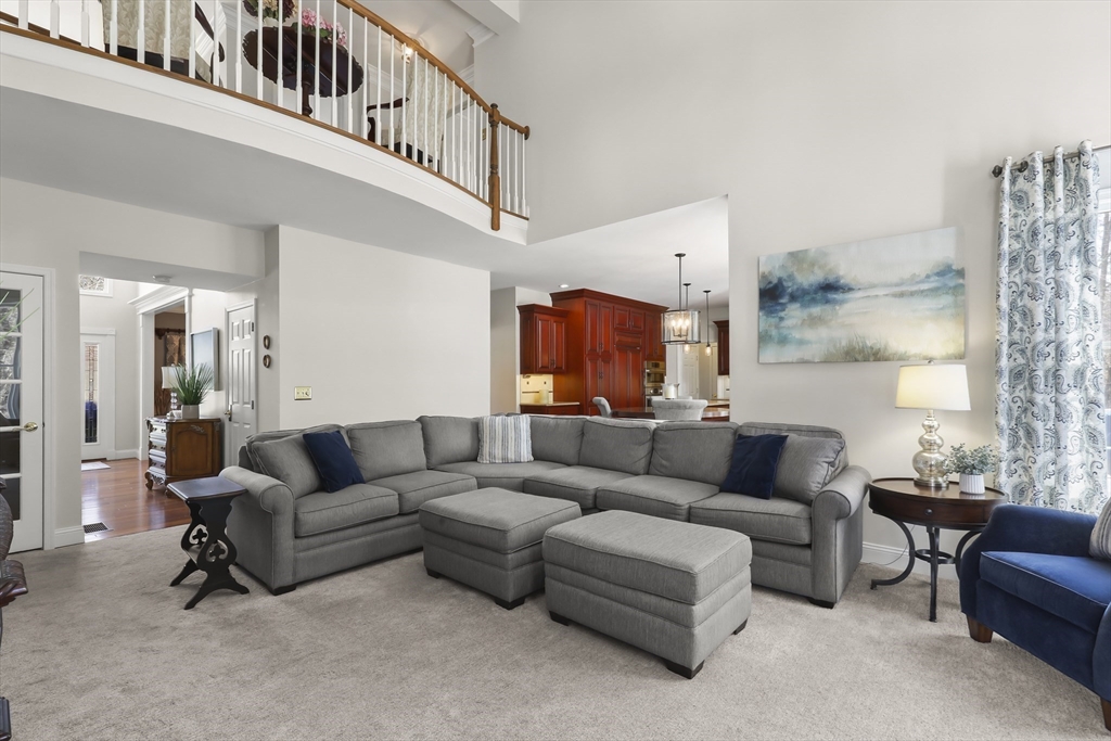 37 Hancock Road Franklin, MA 02038 - Photo 9 of 41